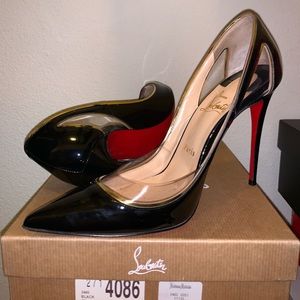 Christian Louboutin Window Pump
